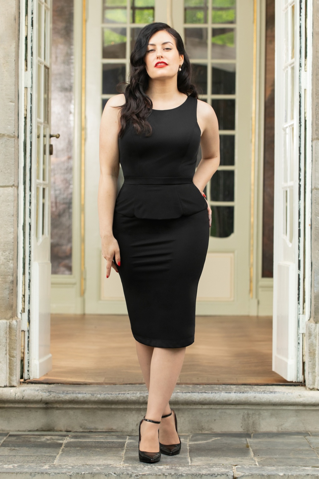 273211-Glamour-Bunny-Business-Babe-52331-Dress-Pencil-Black-Overlay-240507-004MW-full