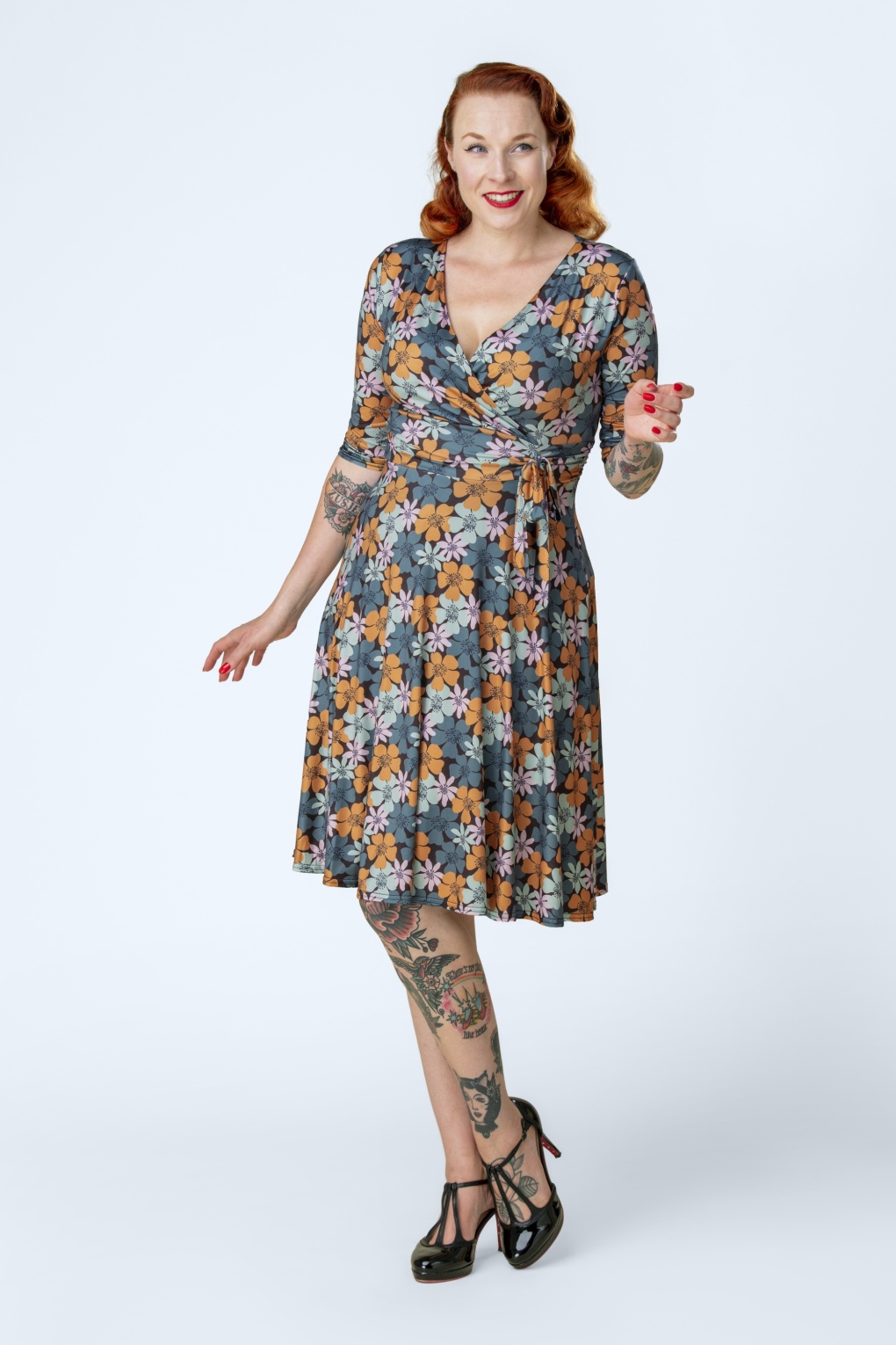 290975-Vintage-Chic-57414-Swing-Dress-Floral-Brown-260721-001M-full